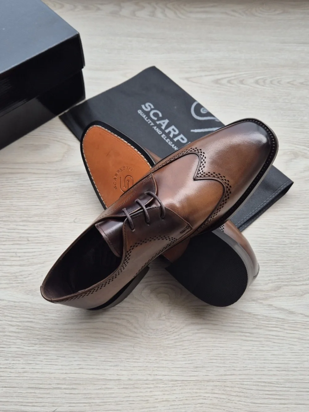 Rinaldo Whiskey Brown Leather Wingtip Brogue Derby Shoes – Hand-Burnished Patina